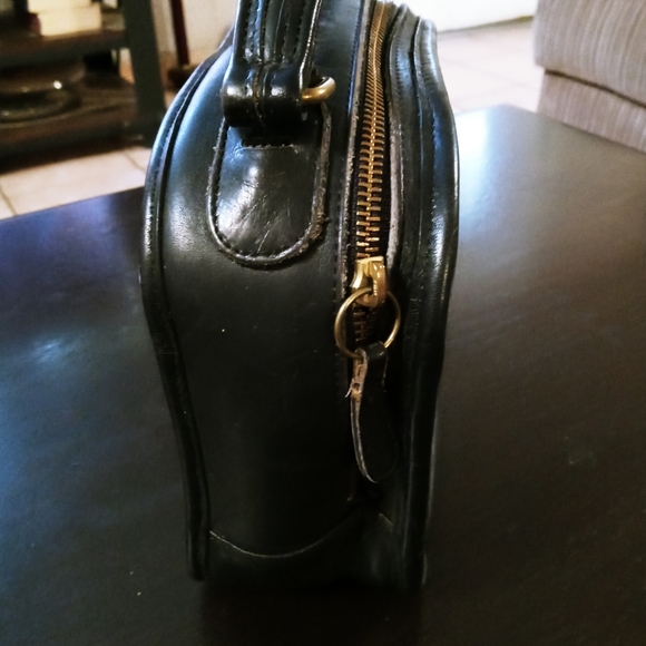 Vintage leather coach toiletry bag - Picture 2 of 7